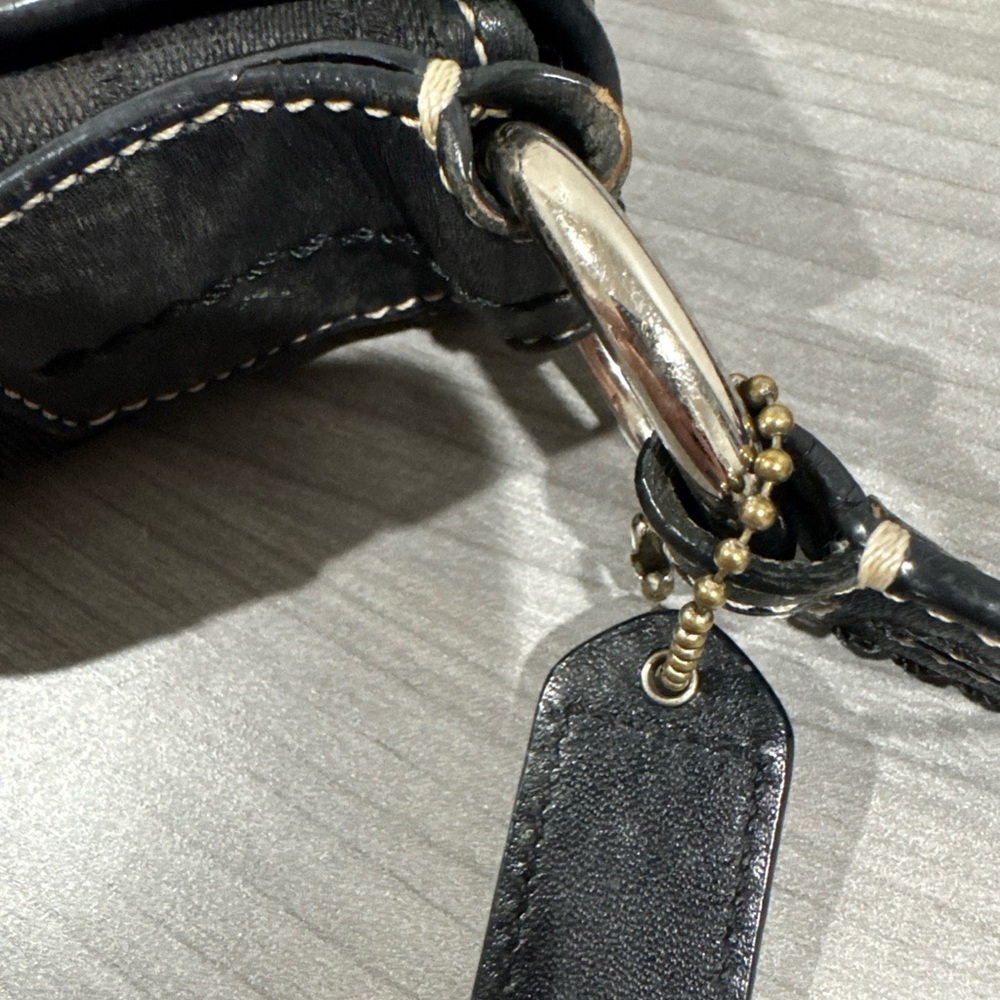 Coach 10296 Small Soho Black Signature C Canvas Shoulder Bag Y2K Vintage Authen - Picture 13 of 16